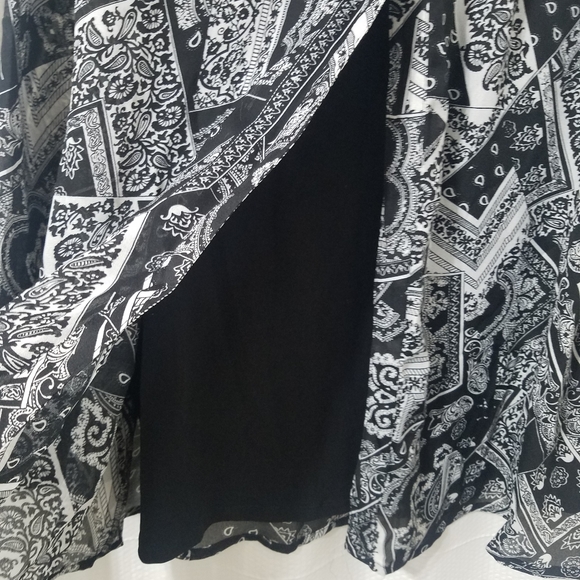 Christopher & Banks Blouse - Picture 6 of 6